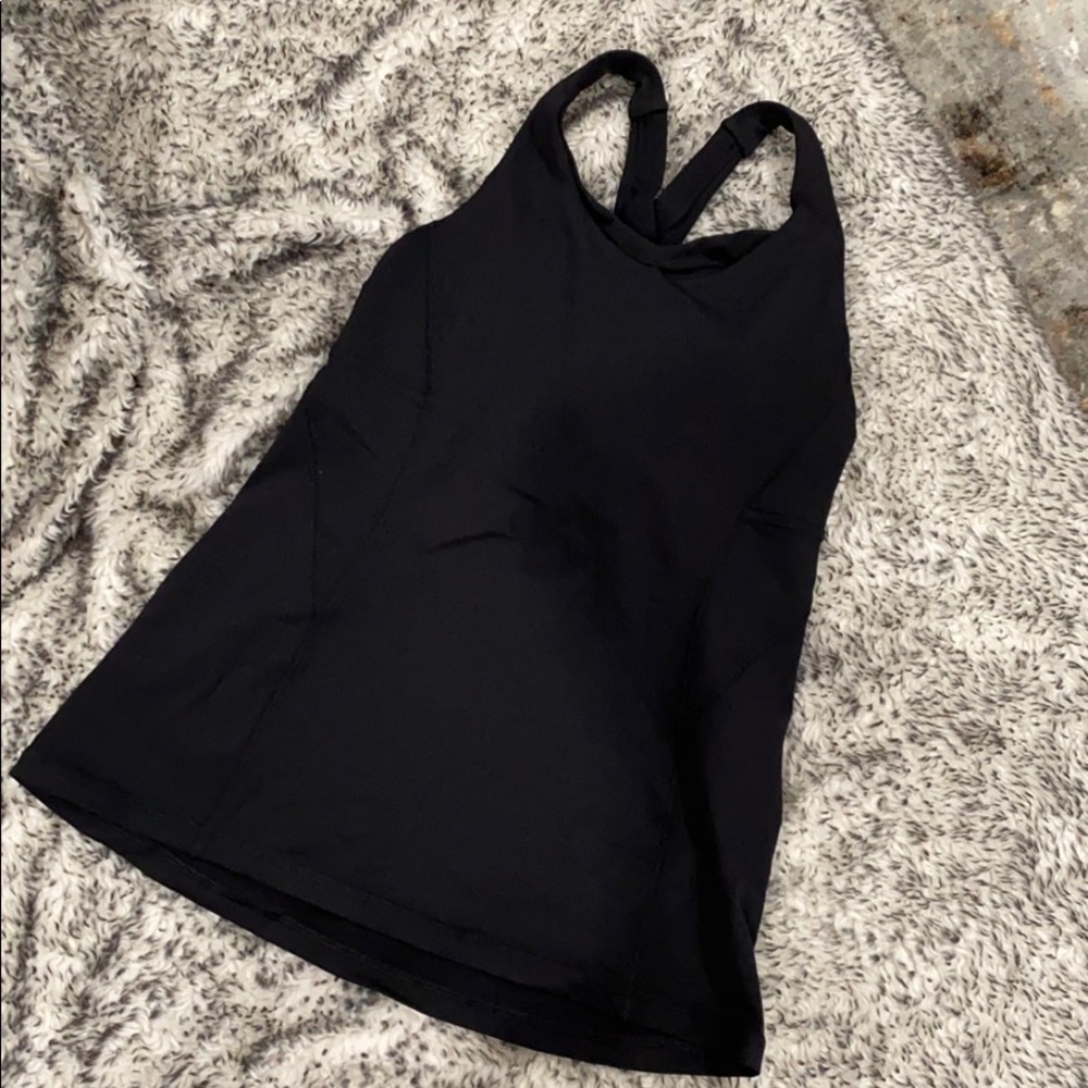 Lululemon top with bra padding (size 6)